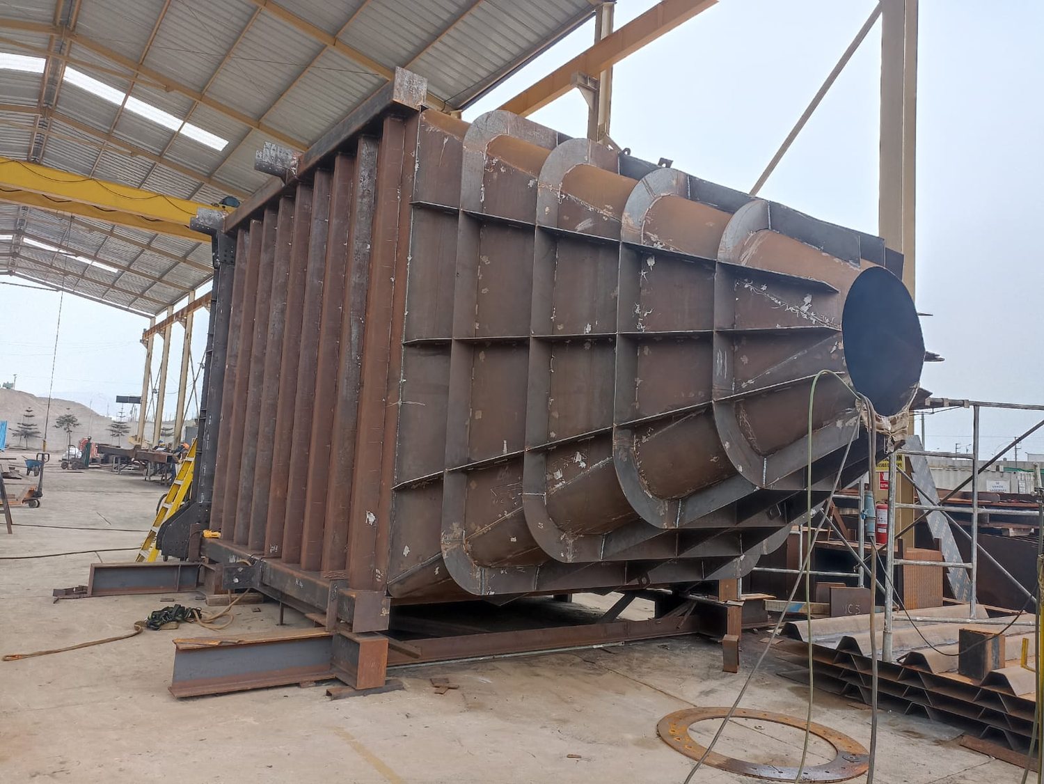 Fabricaciones metalmecánicas — tolvas de transferencia