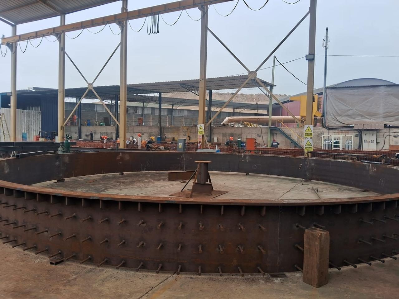 Anillo metálico para tuneladora